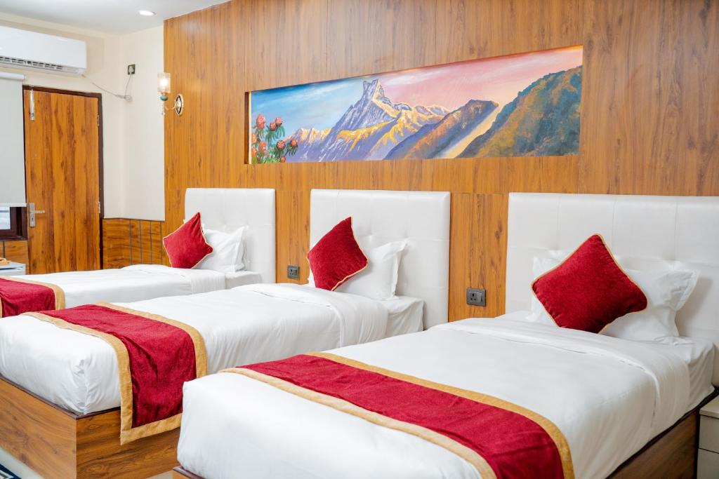 Deluxe Triple Room - Hotel Palazzo | Hotel in Kalanki, Kathmandu